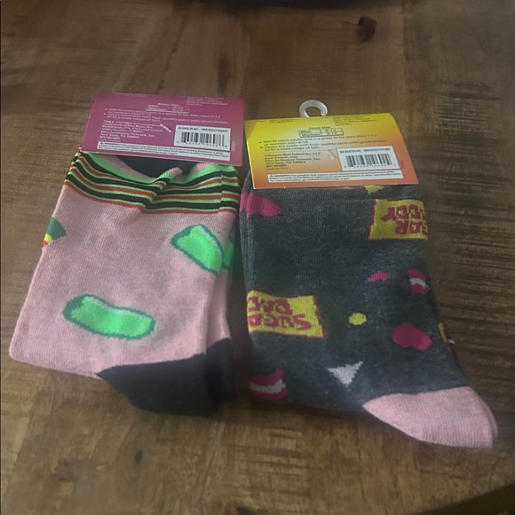 2 pairs Pink and Black Socks - Picture 2 of 6